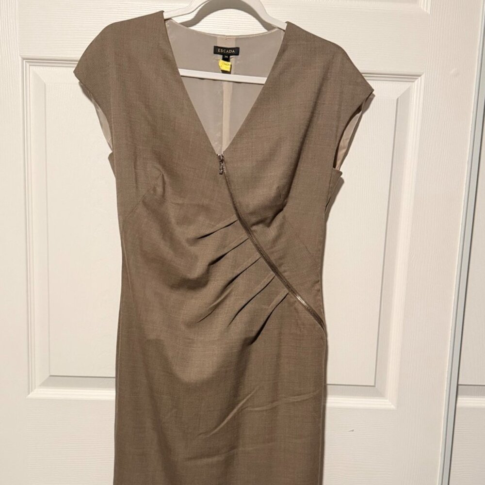 Escada Curved Structured Zipped Dress EU40